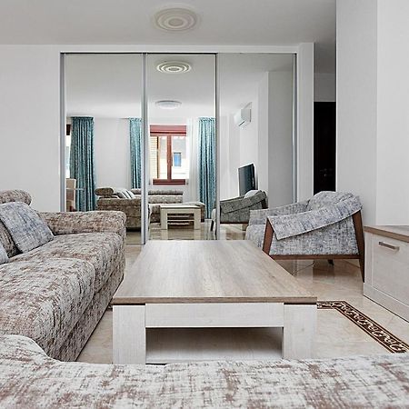 Three Bedroom Spacious Apartment Anatolia Budva Exteriör bild