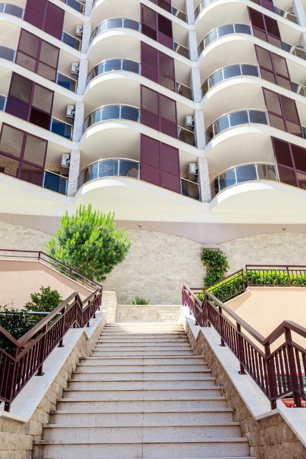 Three Bedroom Spacious Apartment Anatolia Budva Exteriör bild