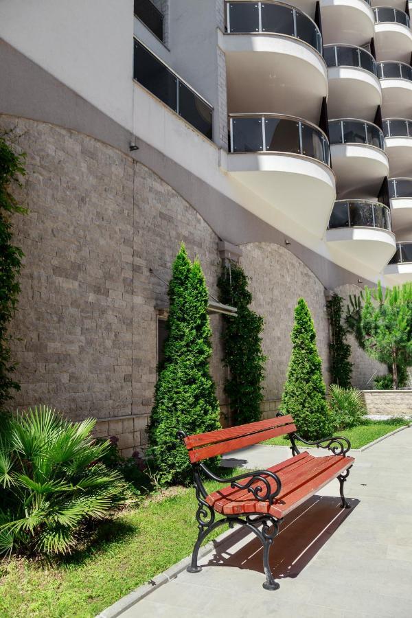 Three Bedroom Spacious Apartment Anatolia Budva Exteriör bild