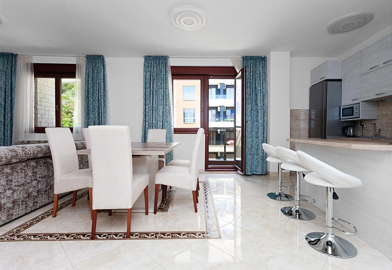 Three Bedroom Spacious Apartment Anatolia Budva Exteriör bild