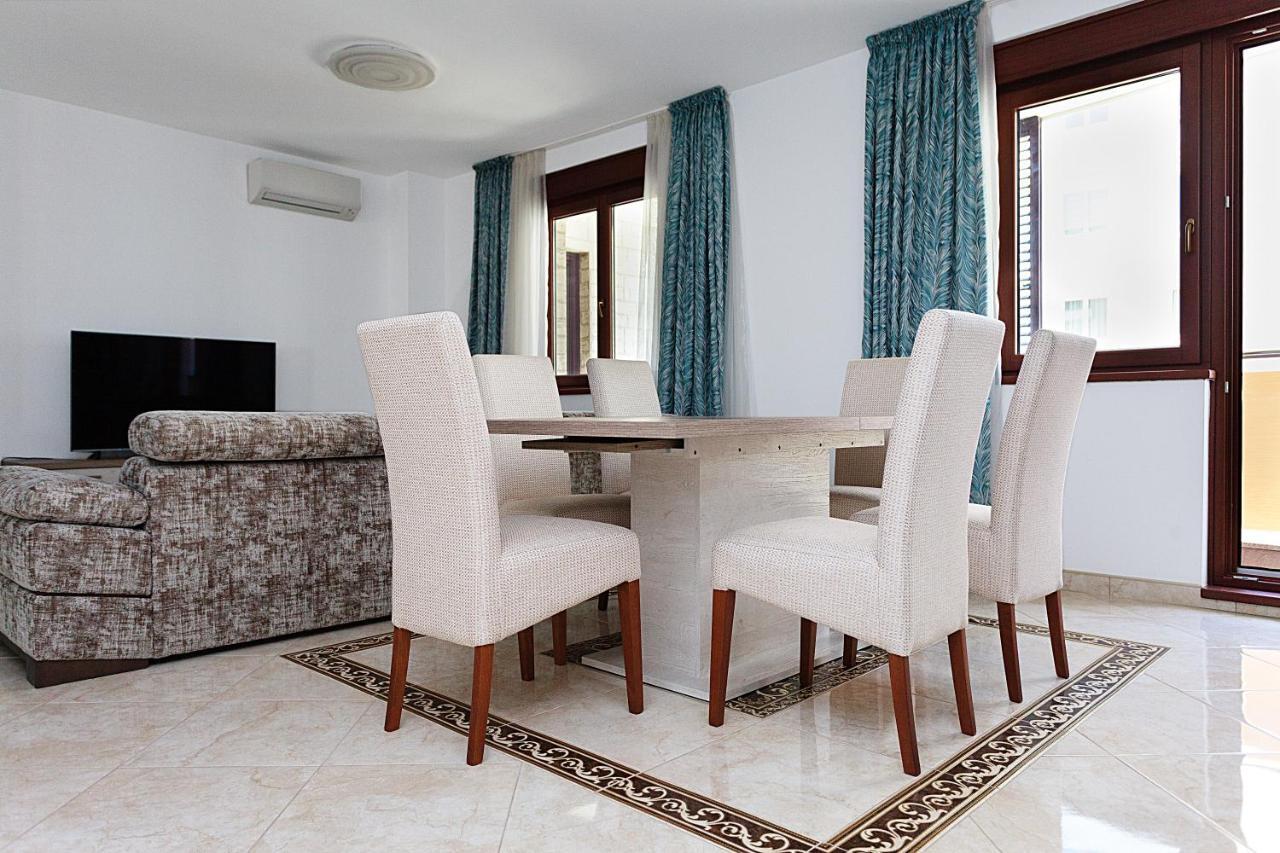 Three Bedroom Spacious Apartment Anatolia Budva Exteriör bild